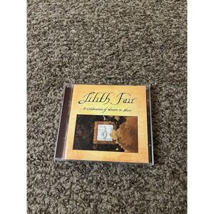 Lilith Fair A Celebration of Women in Music 2 CD Set 1998 Arista 07822-19007-2